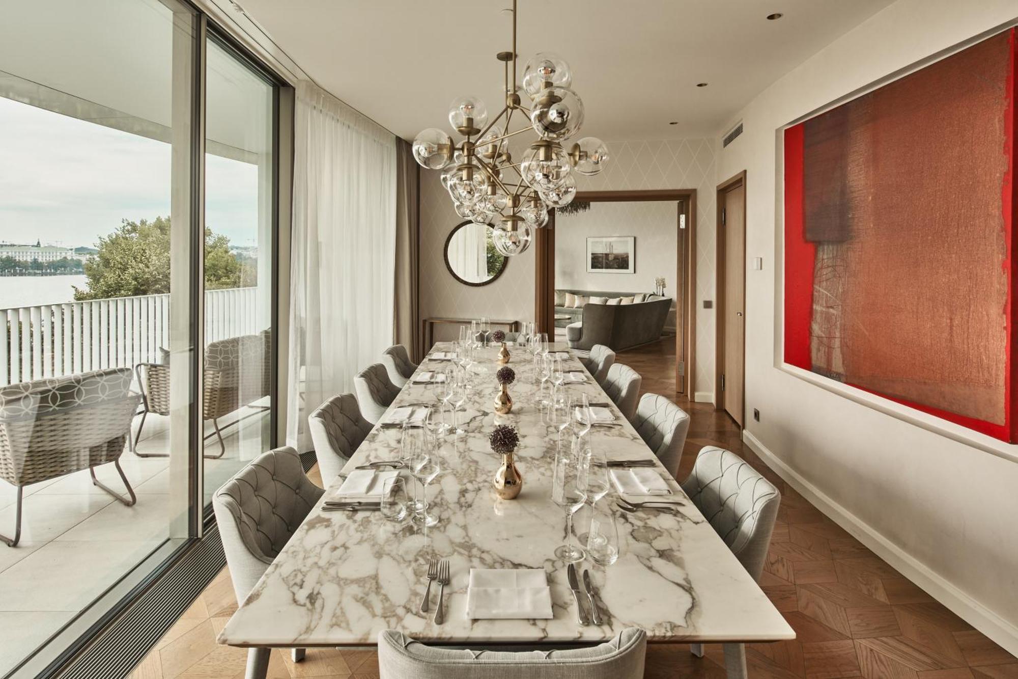 The Fontenay Hamburgo Exterior foto Dining room