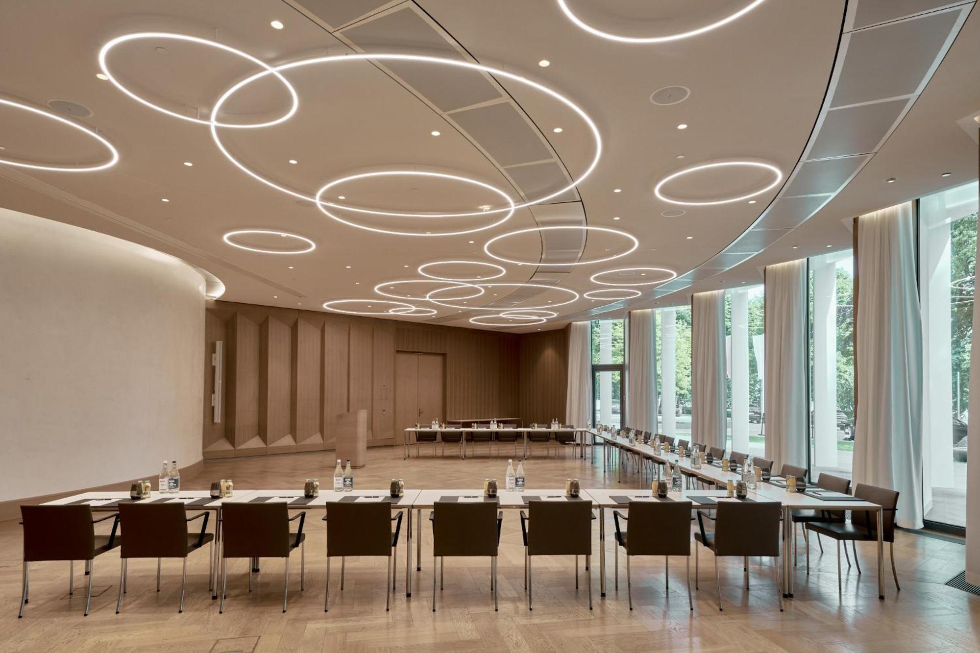 The Fontenay Hamburgo Exterior foto The conference room