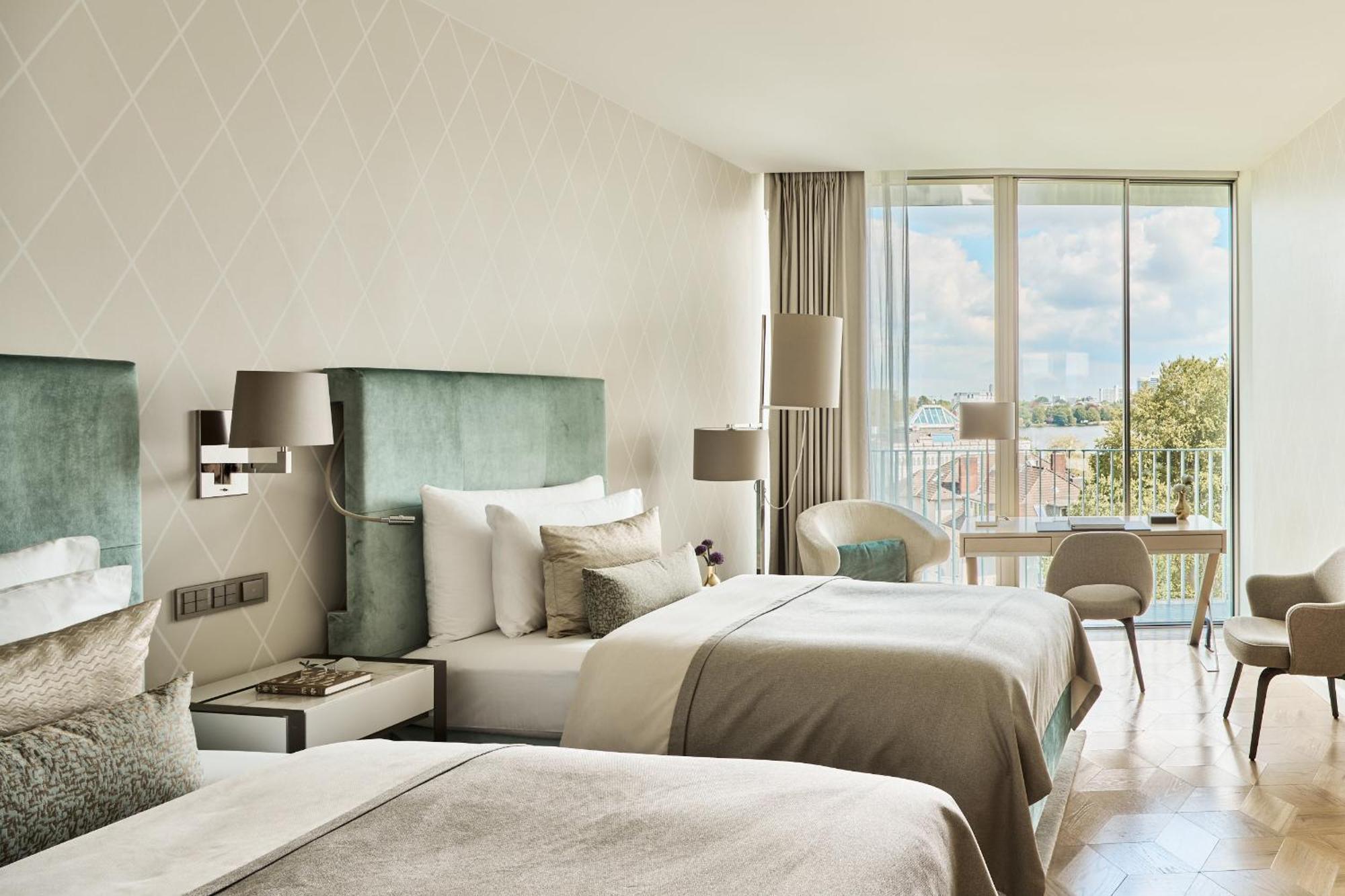 The Fontenay Hamburgo Exterior foto Deluxe room
